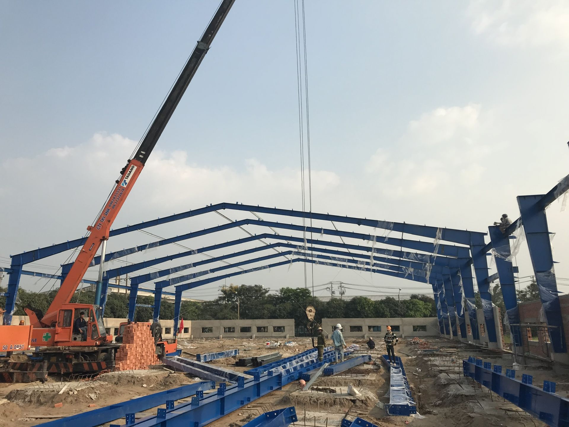 Gia công kết cấu thép nhà xưởng: Tổng quan cần biết