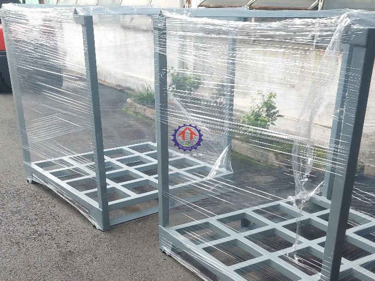 pallet sắt