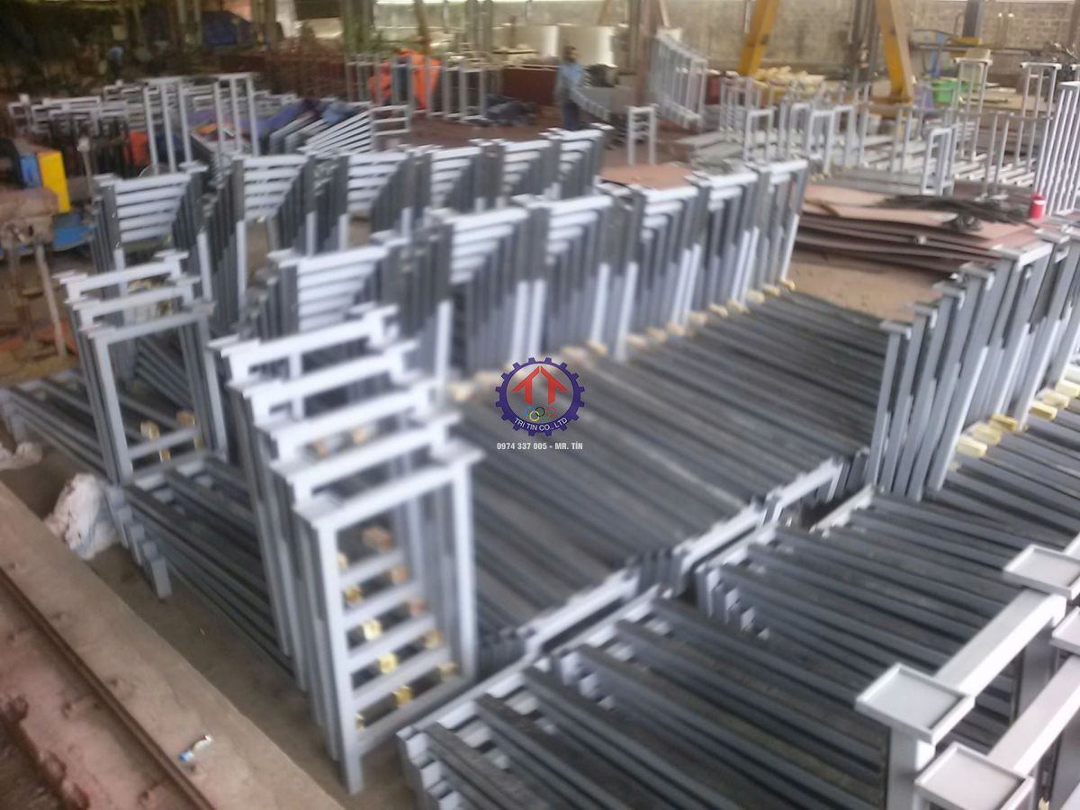 pallet sắt