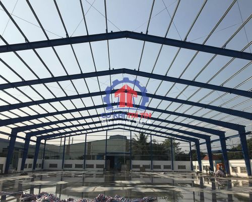 Kết cấu thép nhà xưởng là gì? Cấu tạo và ưu điểm so với bê tông