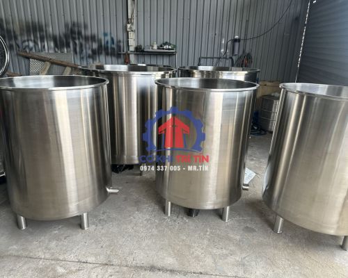 Bồn inox công nghiệp SUS304 vs SUS316: Nên chọn loại nào?