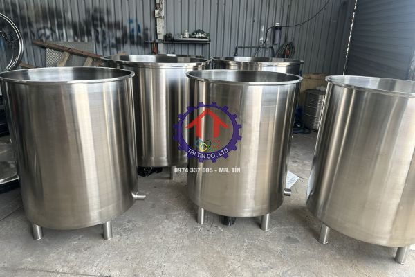 gia-cong-bon-inox-6.jpg