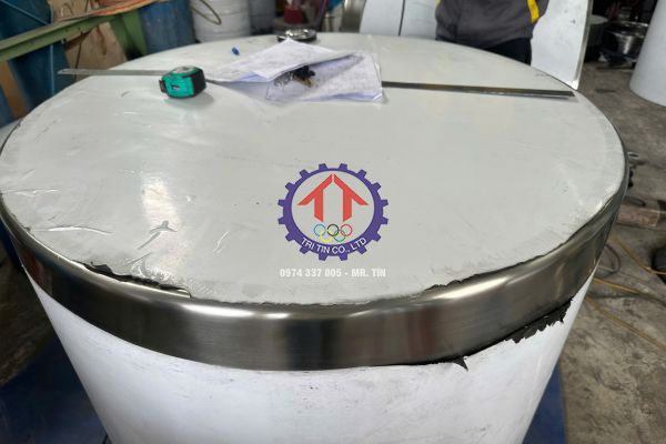 gia-cong-bon-inox-7.jpg