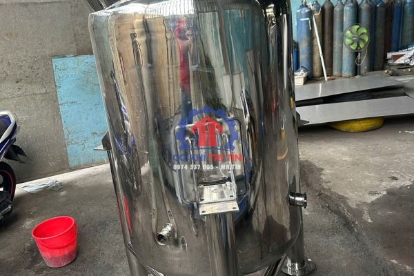 bon-inox-vi-sinh-9.jpg