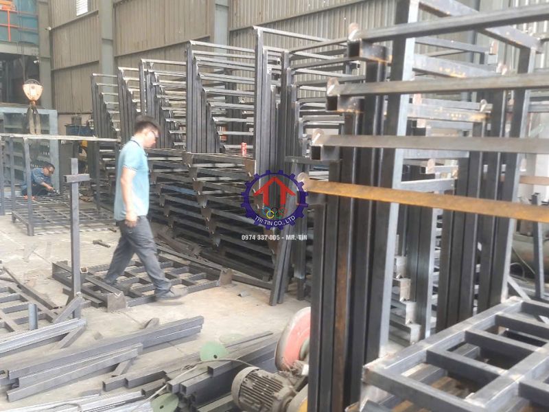 pallet sắt