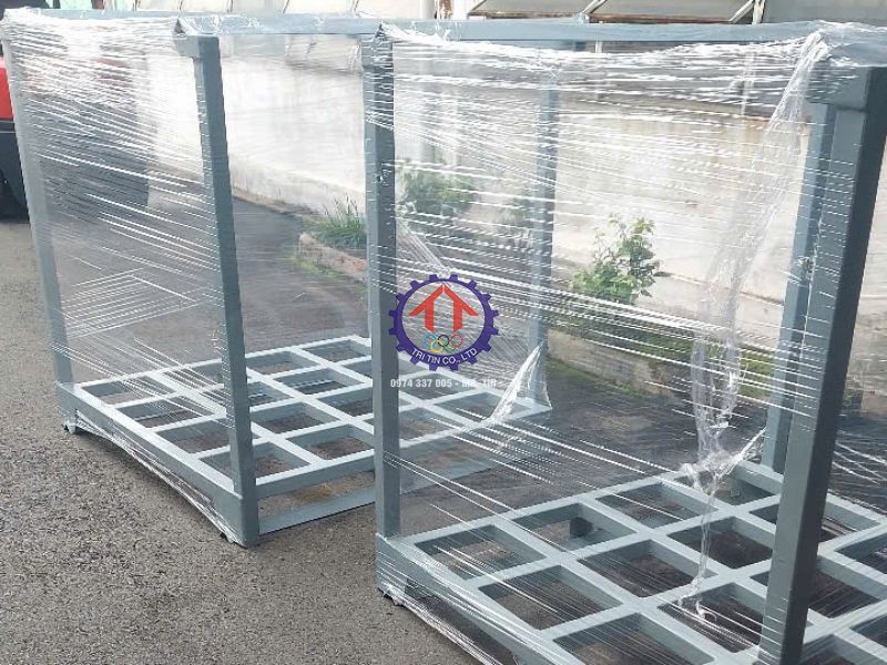 pallet sắt