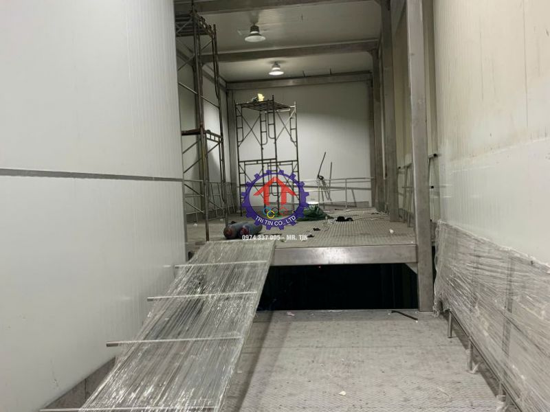 Gia công sàn Inox công ty Olam